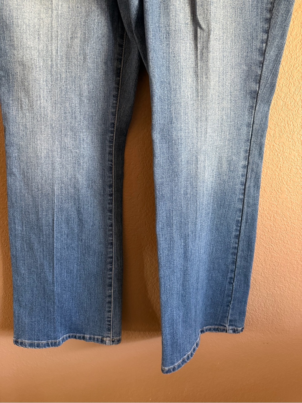 d. jeans Skinny Bootcut High Rise Jeans Size 18W NWT - Picture 4 of 13